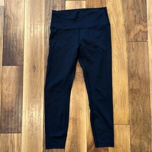 Black womens lululemon 25” inseam wunder under training leggings pants size 10